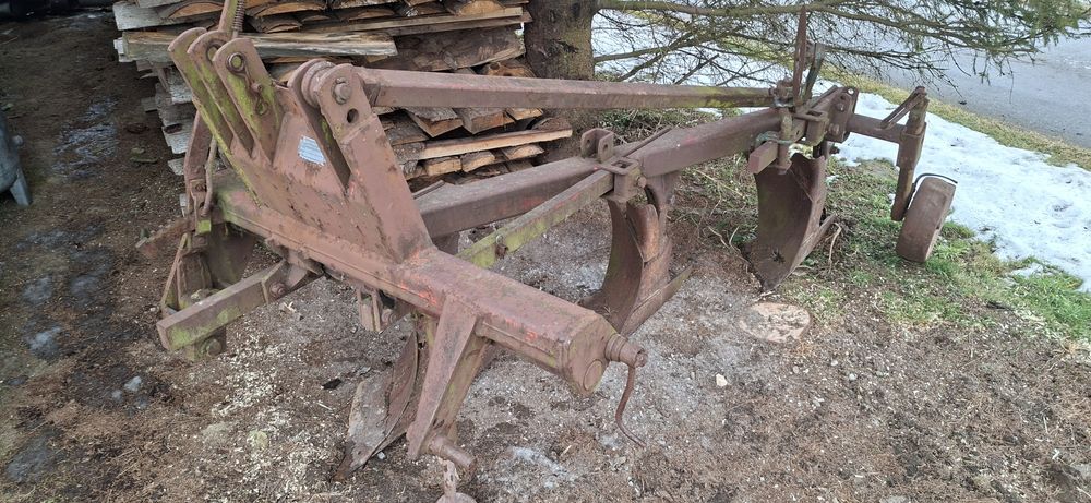 Pług 3 skibowy niemieckiej produkcji