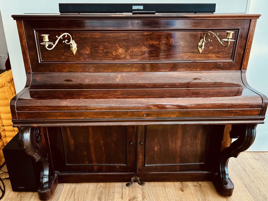 Piano decorativo