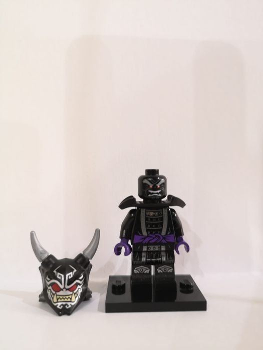 Minifigurka Lego Ninjago Garmadon z mieczem
