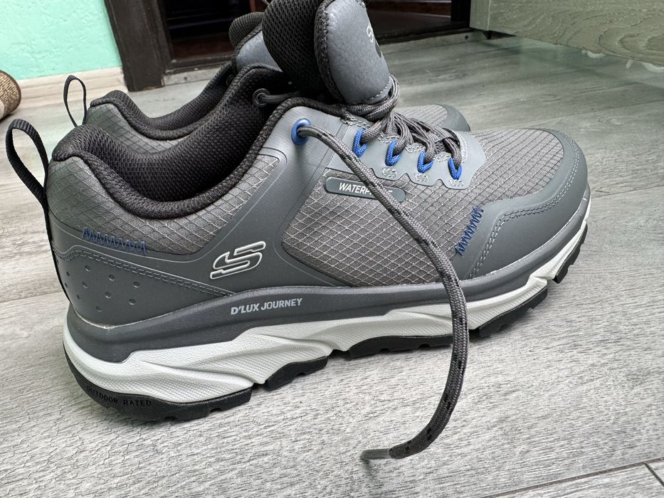 Кросівки Skechers D’Lux Journey Waterproof, оригінал, 41 р.