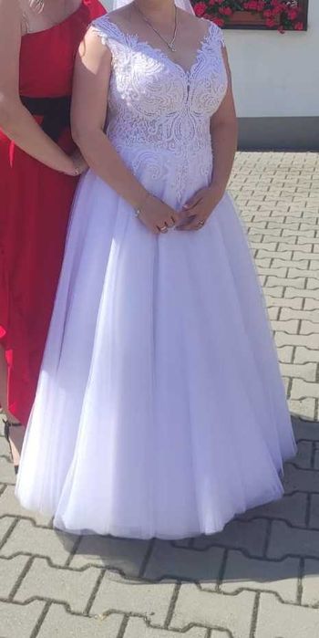 zjawiskowa suknia ślubna