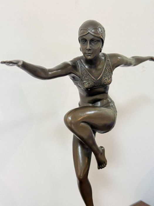 бронзовая статуетка фигурка танцовщица арт-деко бронза мрамор винтаж