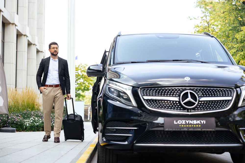 Автобус Mercedes. Трансфер. Перевозки. Індивідуальні пас. перевезення.