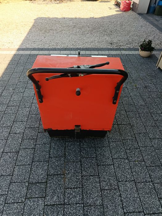 Zamiatarka spalinowa*PULIMAT*Silnik Briggs&stratton *3hp