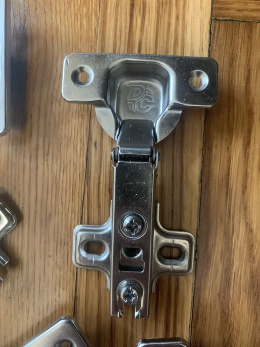 Петли мебельные накладные  dc новые