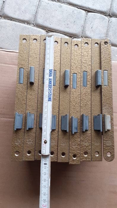 Zamki do drzwi solidne