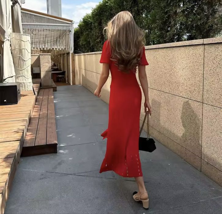 Неймовірне шикарне вязане плаття С