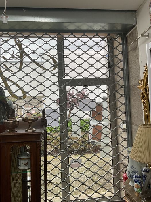 Grades de proteção como novas remoto control