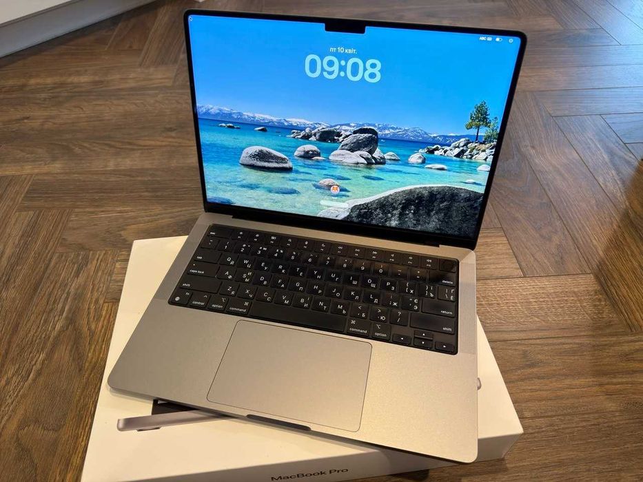 Macbook 14 Pro M1 pro 10 CPU / 16 GPU/ 16 GB / 1 TB