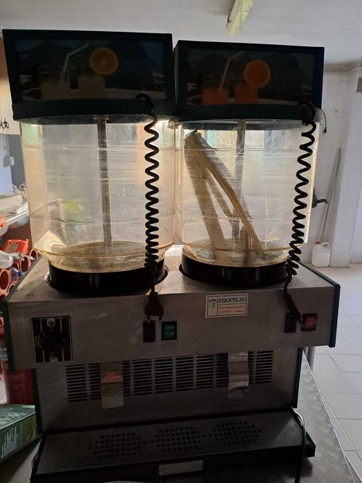 Dispensador de sumos