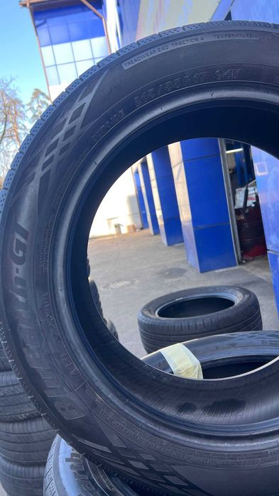 215/55 R17 94V Yokohama BluEarth-GT AE51 Шини літні 2шт