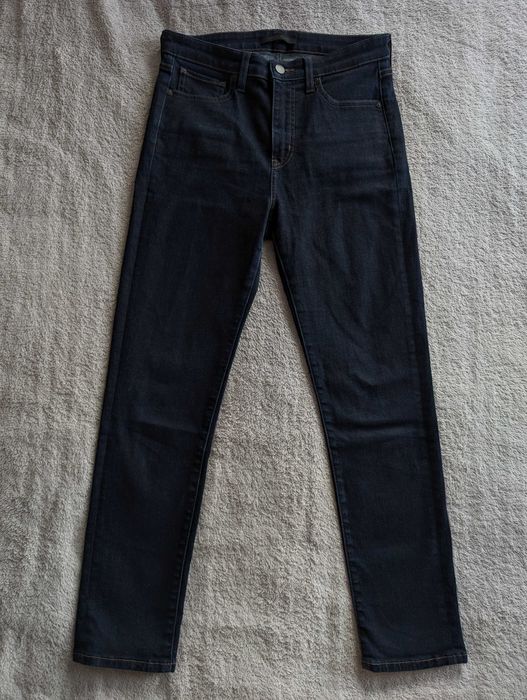 Granatowe spodnie jeansowe jeansy Uniqlo ok. 34 - 36