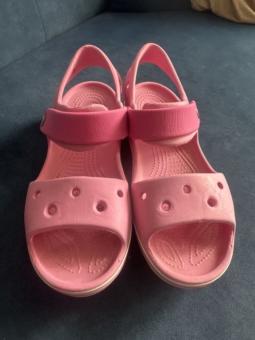 Crocs J2 33-34 rozowe sandały