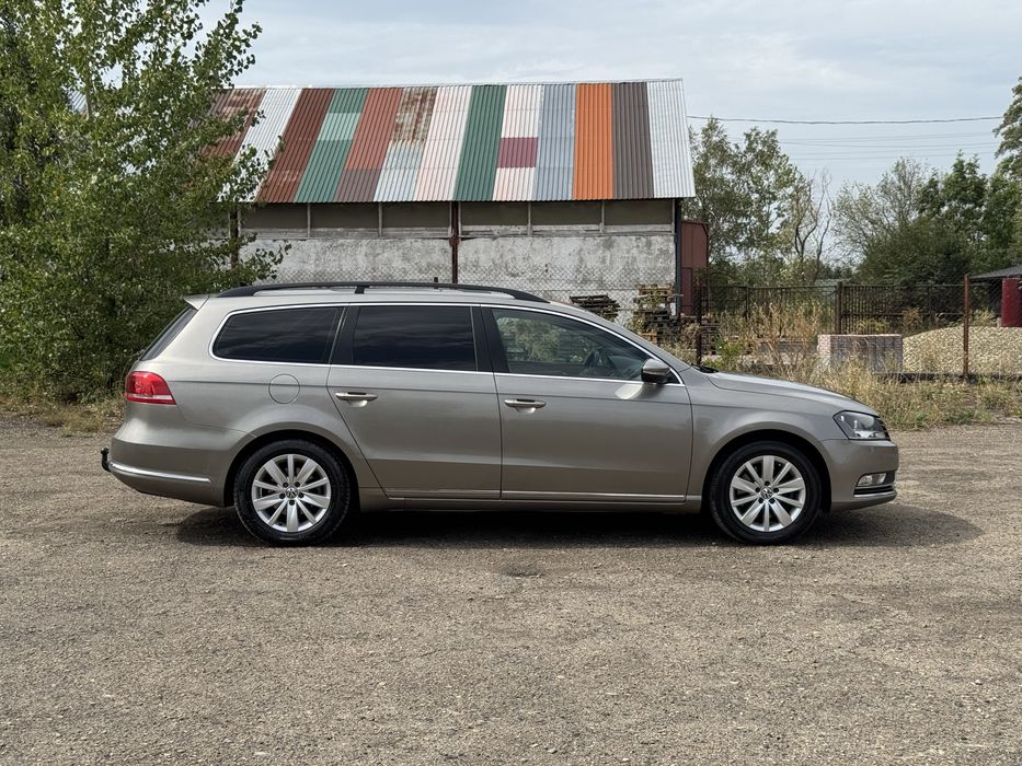 Volkswagen Passat B7 2013 року