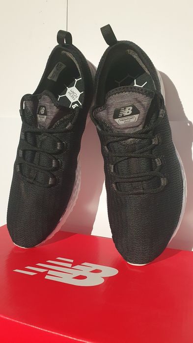 Buty sportowe New Balance w pudełku producenta rozmiar 41