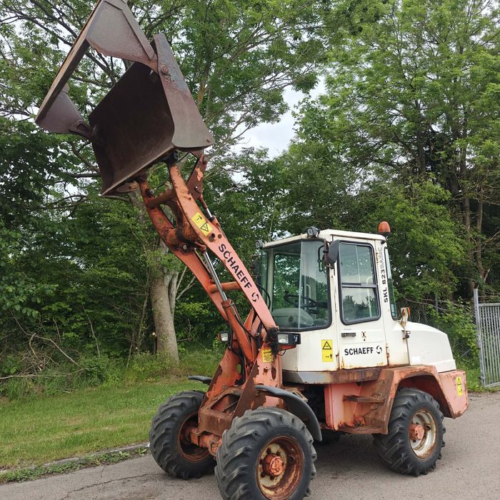 Ładowarka przegubowa Schaeff SKL 823