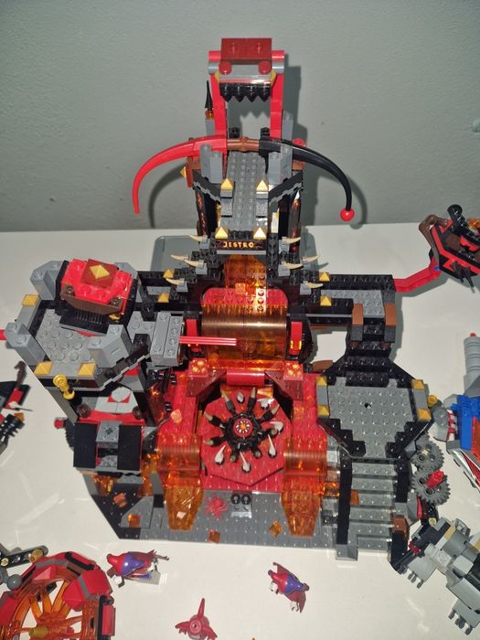 LEGO Nexo Knights 70320, 70315,  70321, 70323