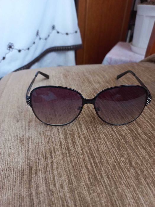 Сонцезахисні окуляри