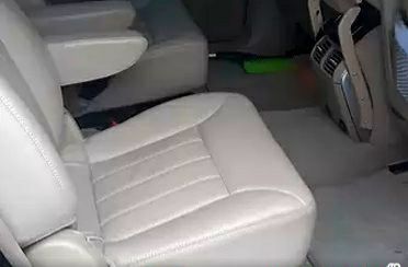 Mersedes R-class Long первый и  единственный владелец куплен  новым