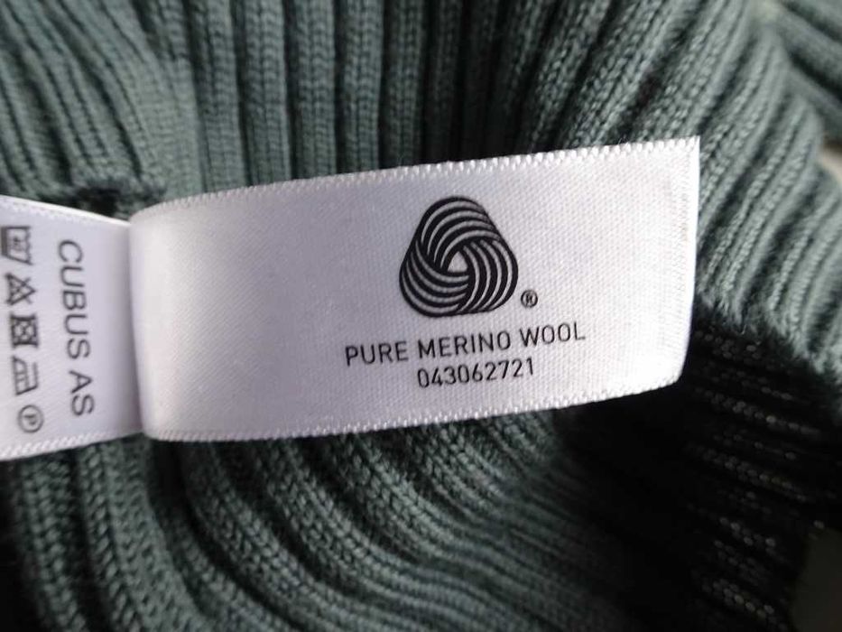 Cubus mini sweterek merino wool r. 80 cm  super stan