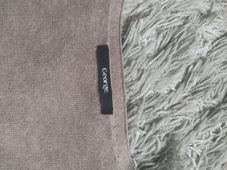 Asymetryczny kardigan