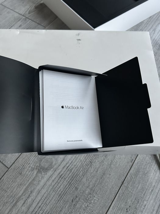 Mcbook air 13 121GB