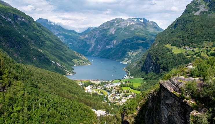 " Guia de viagem DK NORUEGA "