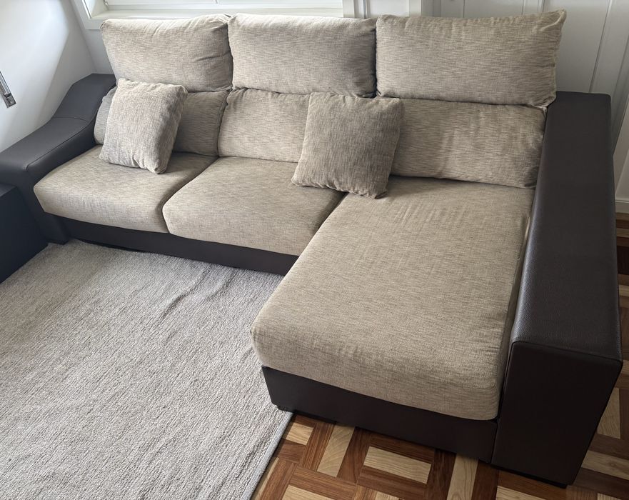 Sofa com chaise lounge