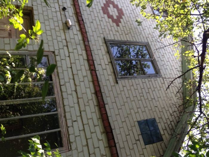 Продається будинок в місті Мена Чернігівської області.