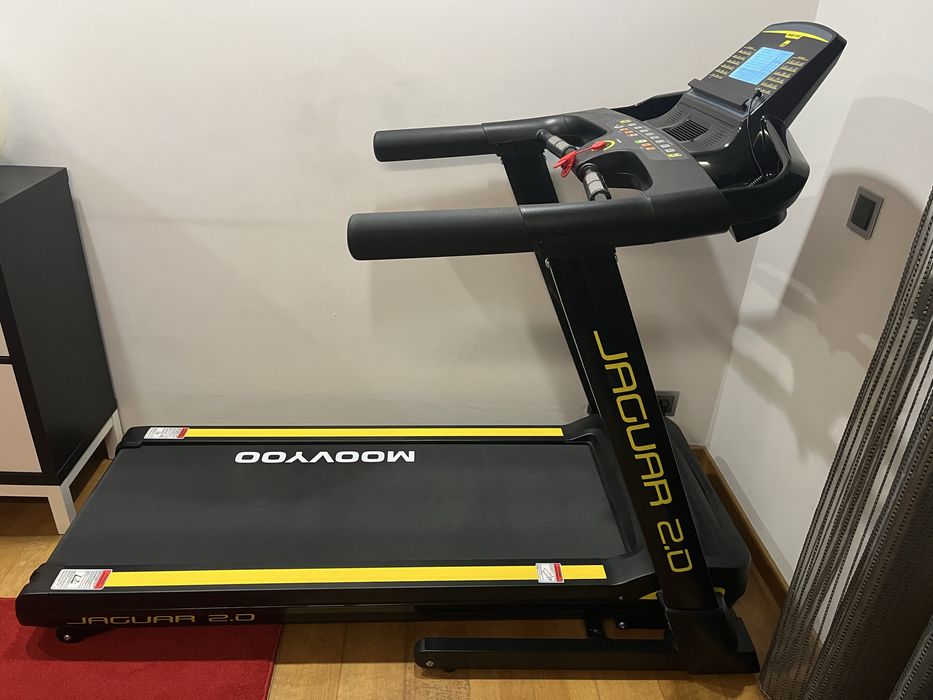 Vendo passadeira fitness Moovyoo jaguar 2.0 profissional.