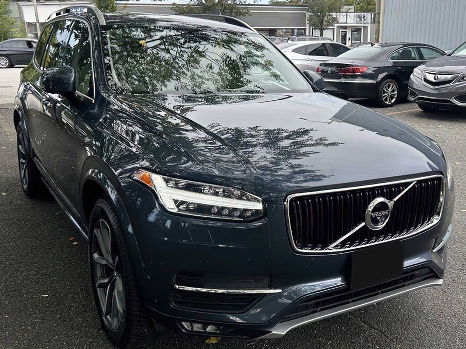 Volvo XC90 T5 Momentum      2019