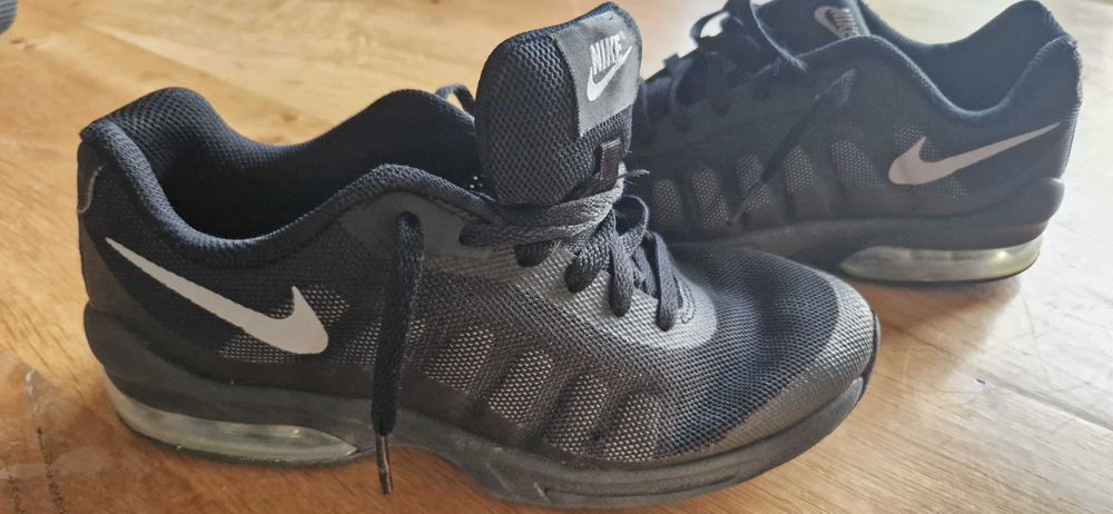 Buty  NIKE AIR MAX 38,5