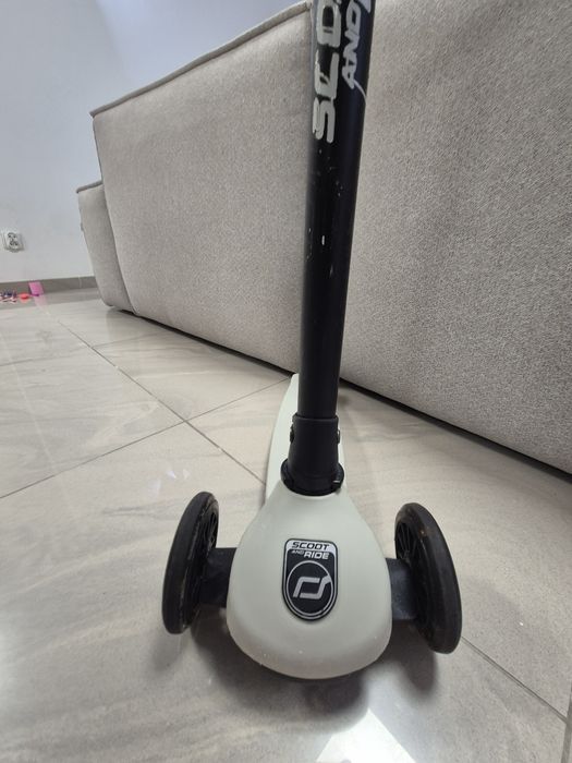 hulajnoga scoot & ride led używana