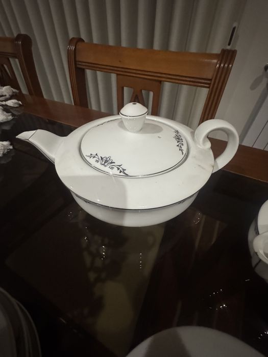 Lote de Porcelana Vista Alegre Antiga (Marca 31: 1924-1947) – Estilo Art Déco / Clássico