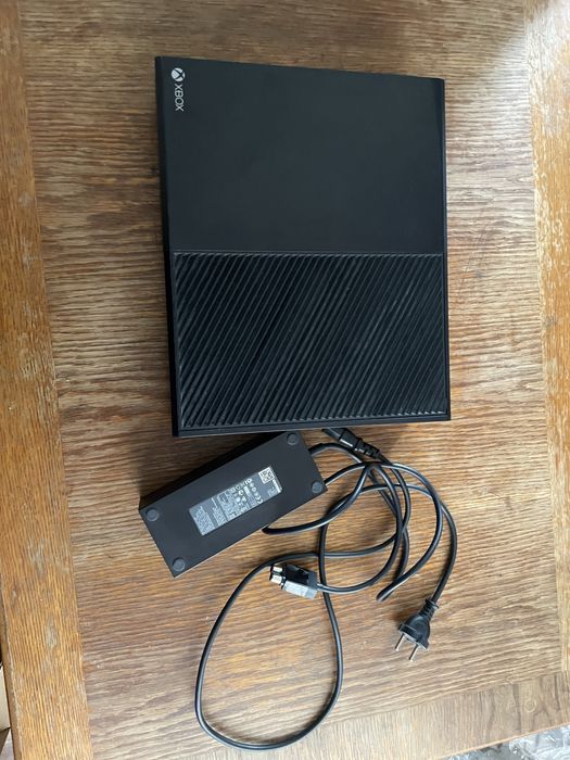 Konsola  Xbox one 500gb