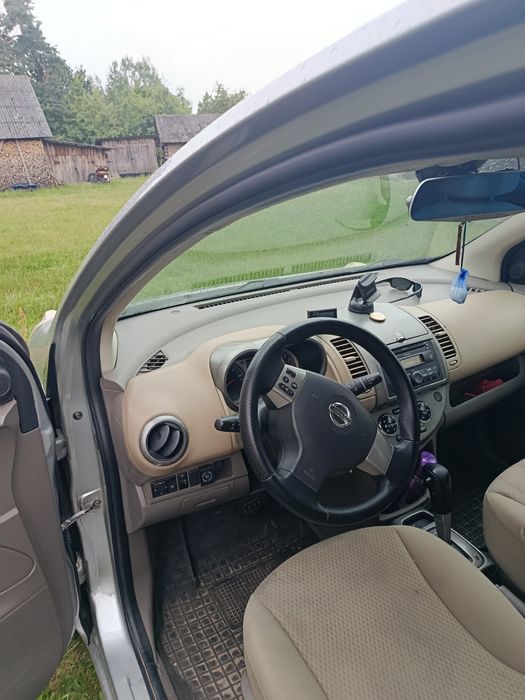 Продам Nissan note 1.6 газ бензин автомат