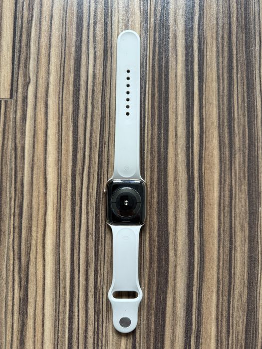 Apple Watch Series 5 44 mm GPS Gold + pudełko + ładowarka
