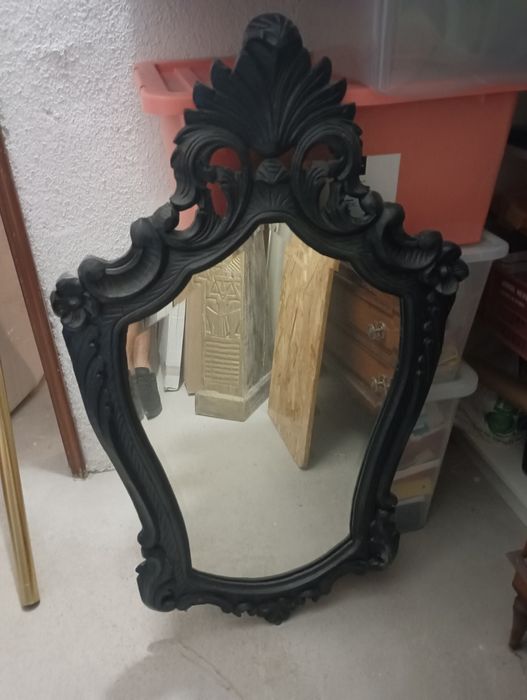 Espelho preto restaurado