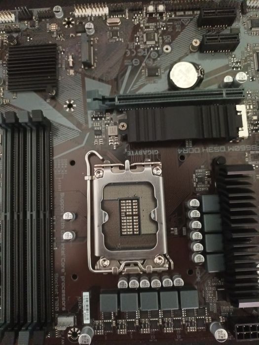 Plyta glowna gigabyte b660m