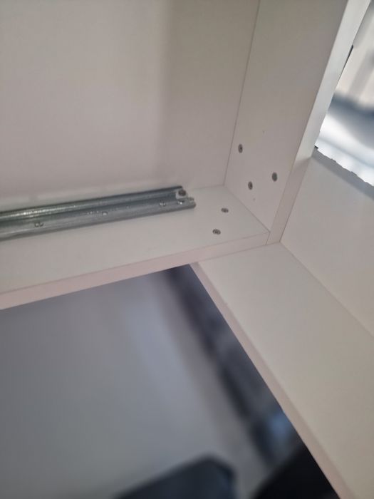 Rozkładany stół Saturn 40 do jadalni — powiększenie blatu z 90 do 180 cm