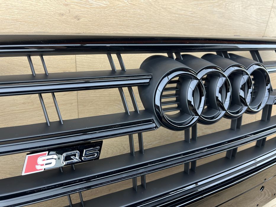 Audi Q5 fy 80A решітка решетка радиаторов
