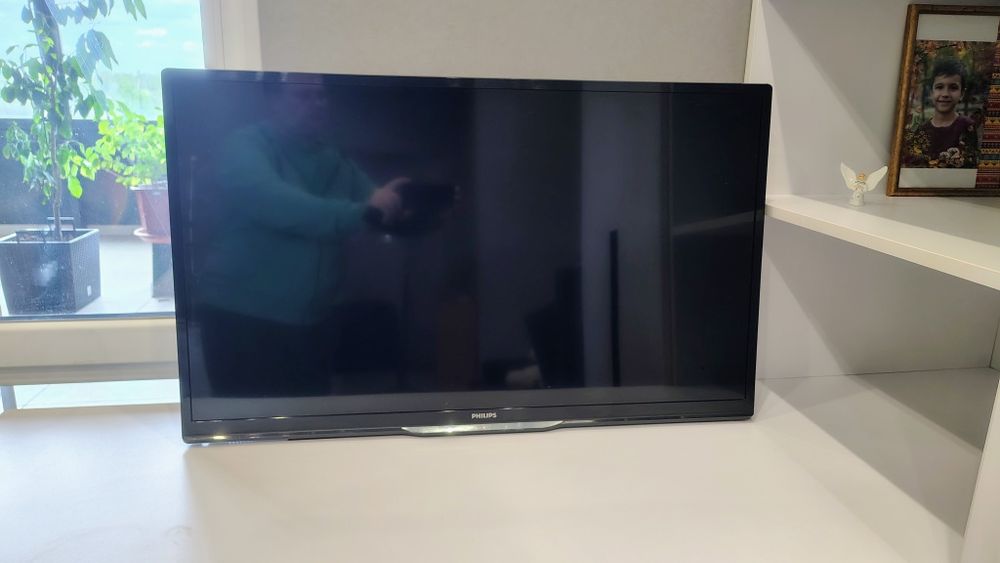 Телевізор Phillips 39 дюймів
