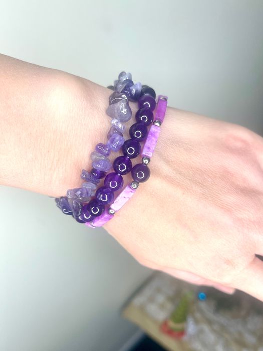 Браслети з натурального каміння