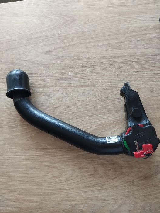 Hak holowniczy pionowy