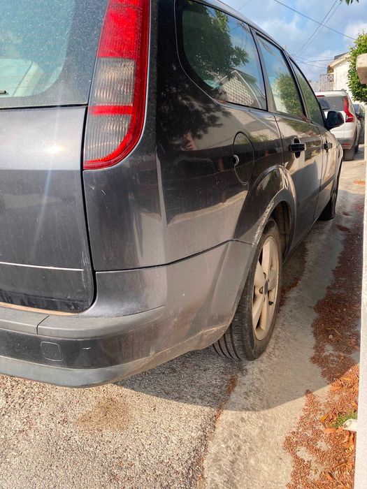 Ford Focus SW — fotografia 2