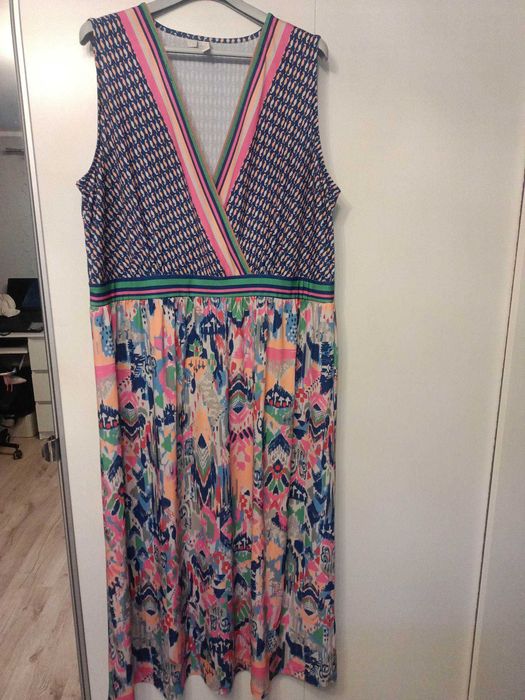 kolorowa suknia maxi rozmiar 50/52/54