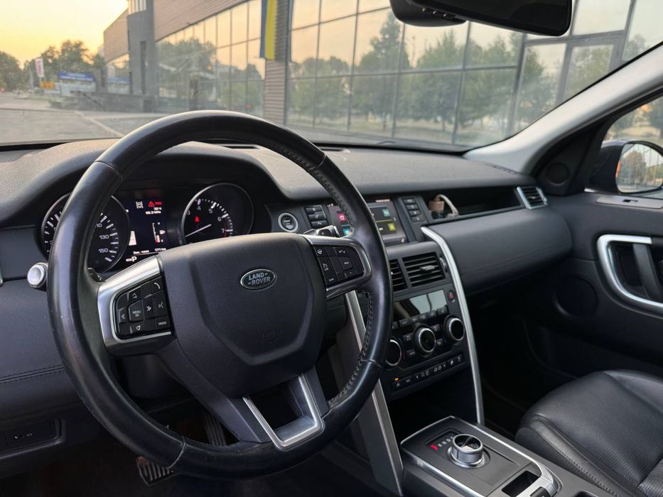 Ленд ровер дискавери спорт