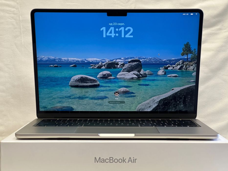 MacBook AIR M2 13’ 2022р. 16/256Gb, Starlight, 100% батарея