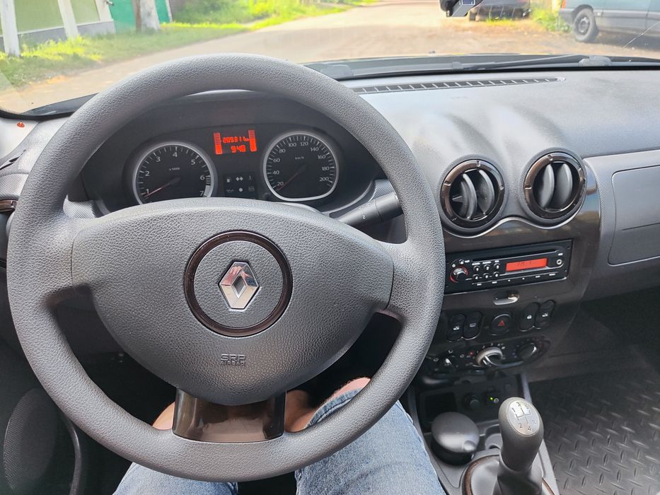 Автомобіль Рено Дастер