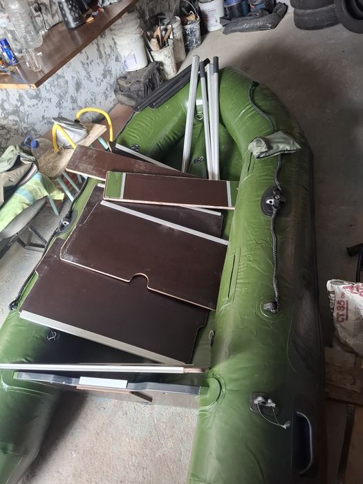 Надувная лодка Adventure Master l M-330